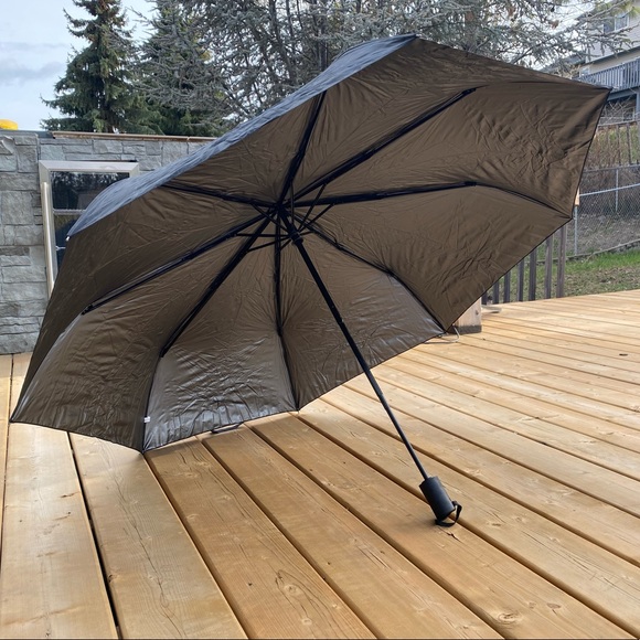 Brand new in box RARE MAC Umbrella - Picture 2 of 4